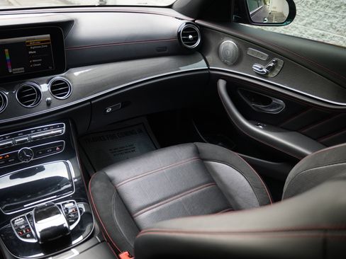 Used 2019 Mercedes-Benz E 53 AMG 4MATIC Sedan image 26