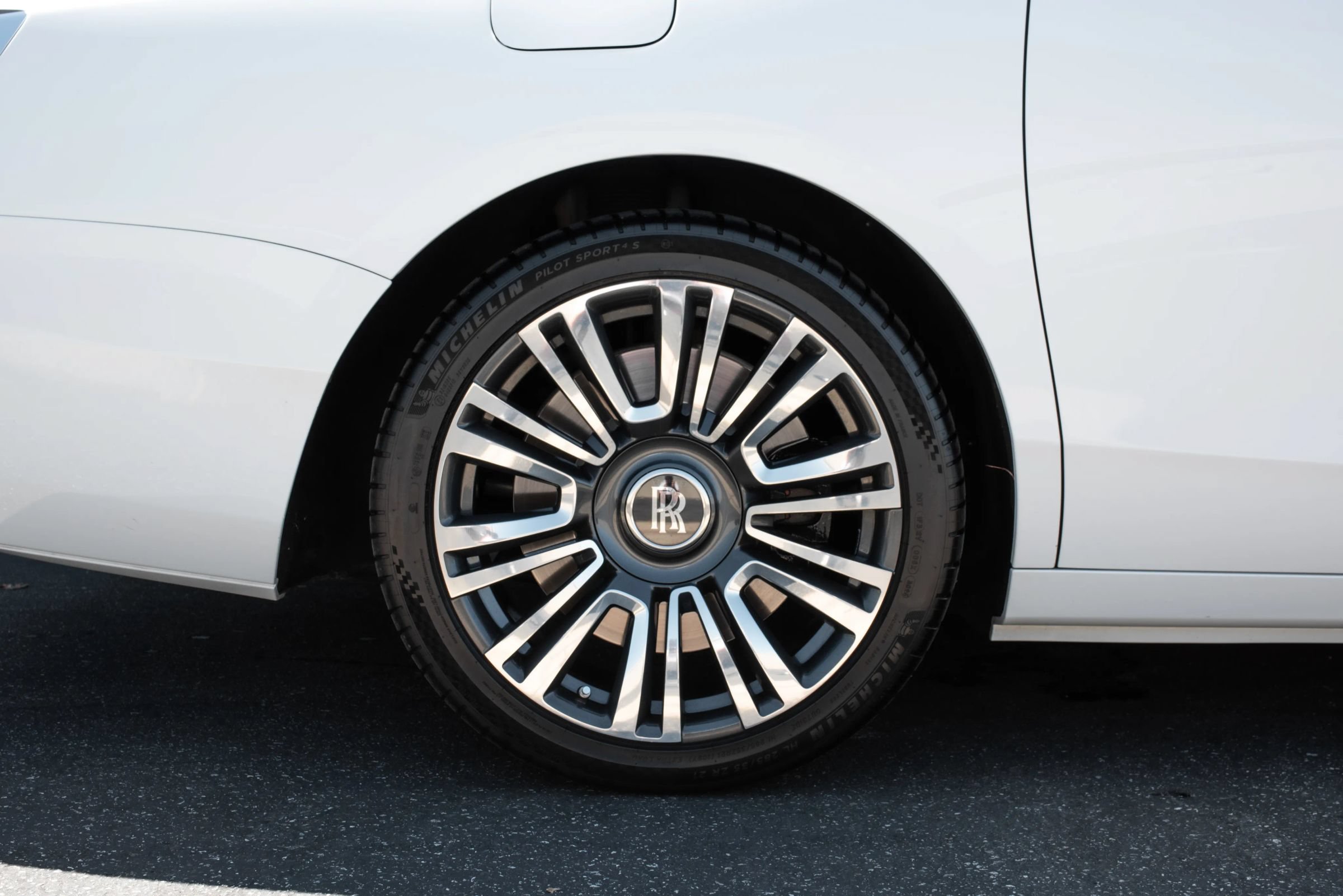 Used 2021 Rolls-Royce Ghost AWD/4WD image 42