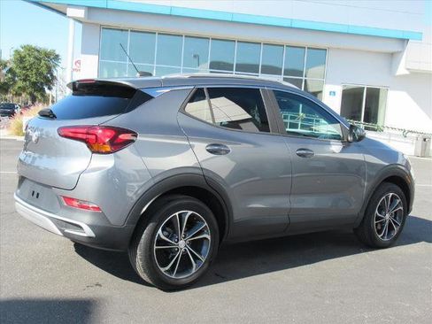 Used 2021 Buick Encore GX Select image 4