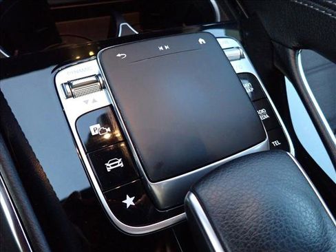 Used 2020 Mercedes-Benz GLE 450 4MATIC image 19