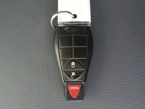 Used 2019 RAM 1500 Express w/ Express Value Package image 24