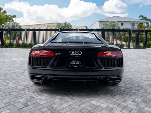 Used 2017 Audi R8 V10 AWD/4WD image 5