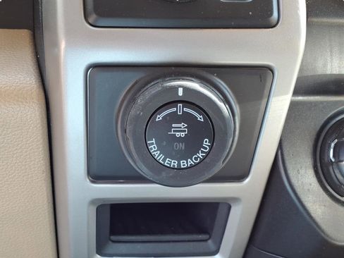 Used 2020 Ford F150 Lariat image 23