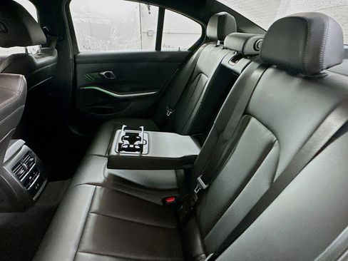 Used 2025 BMW 330i Sedan image 28