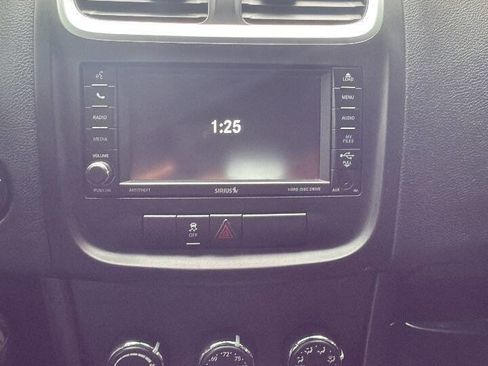 Used 2012 Dodge Avenger SXT Plus image 9