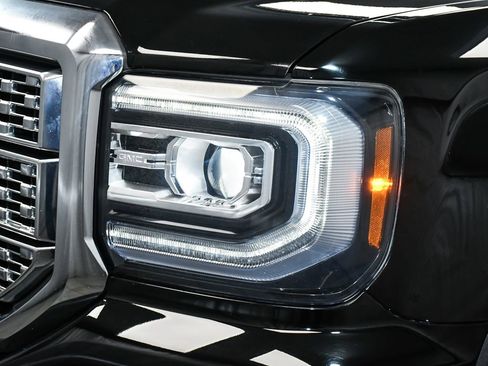 Used 2018 GMC Sierra 1500 Denali image 63