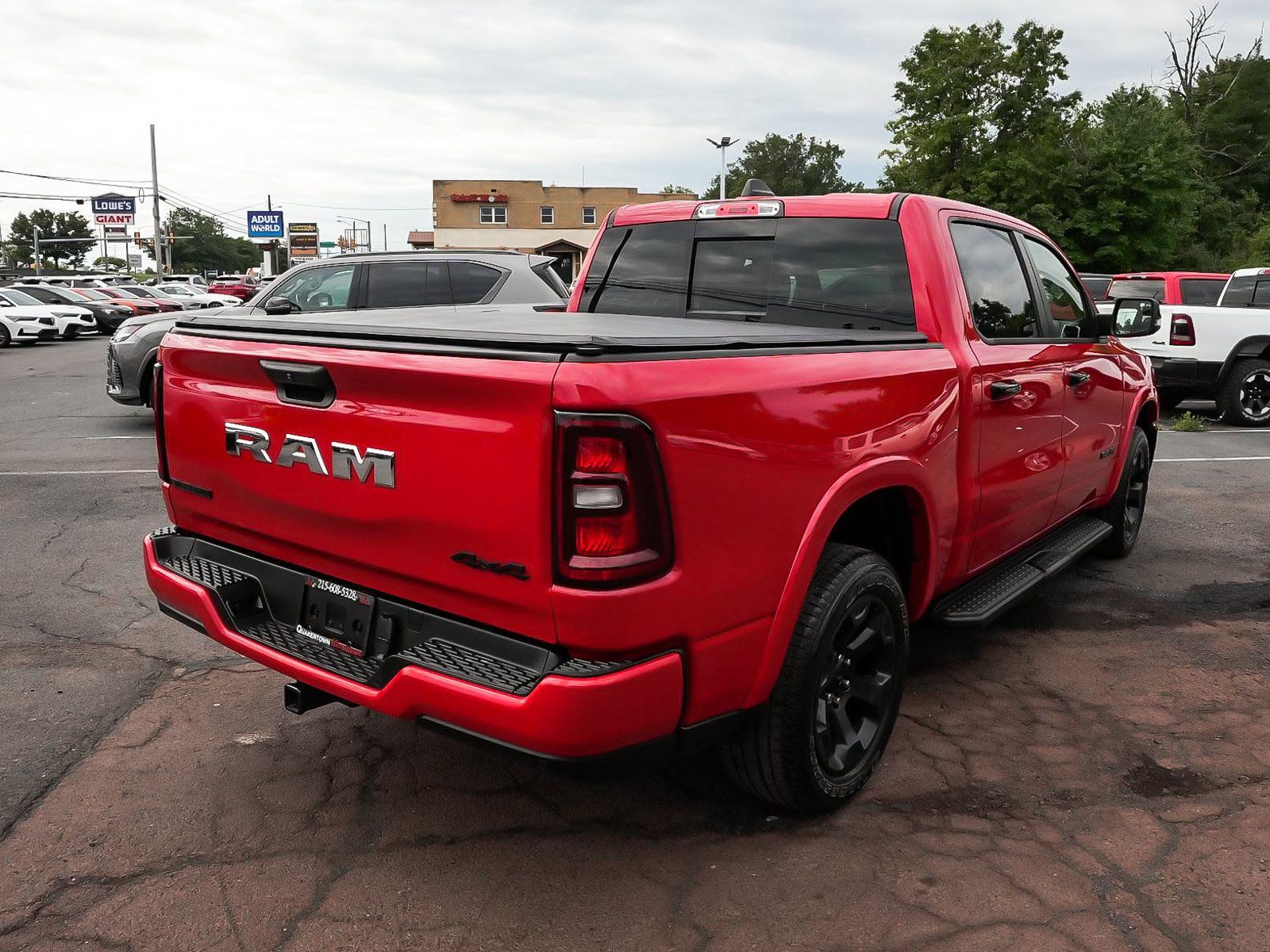 Used 2025 RAM 1500 Big Horn AWD/4WD image 6
