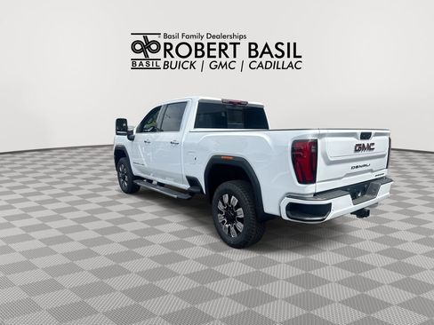 New 2026 GMC Sierra 3500 Denali w/ Denali Reserve Package AWD/4WD image 6