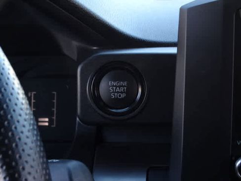 Used 2025 Toyota Tacoma SR5 image 30