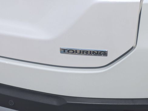Certified 2023 Honda Pilot Touring image 32