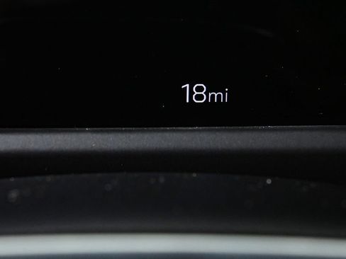 New 2025 GMC Acadia Elevation w/ Elevation Premium Package image 12