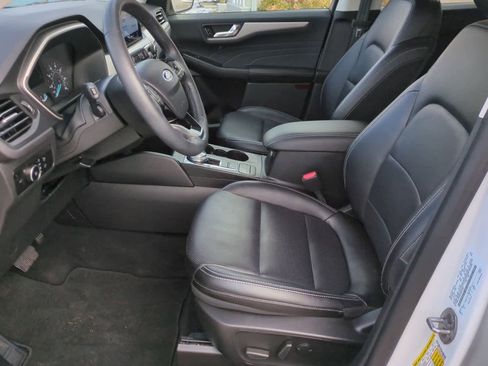 Certified 2022 Ford Escape SEL image 16