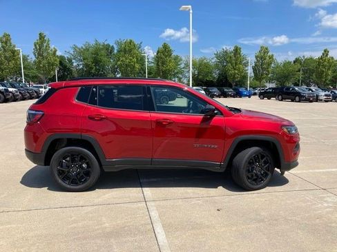 New 2026 Jeep Compass Latitude AWD/4WD image 5