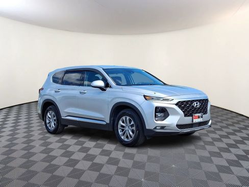 Used 2019 Hyundai Santa Fe SEL AWD/4WD image 4