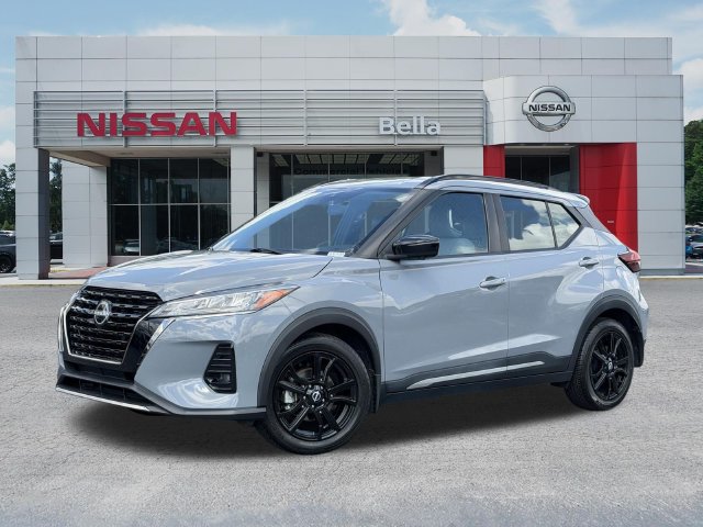 Certified 2022 Nissan Kicks SR w/ Premium Package FWD image 1