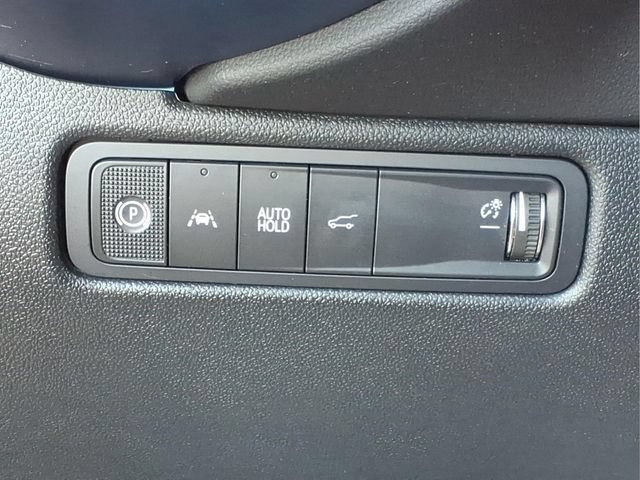 Used 2025 Chevrolet Equinox EV LT w/ Convenience Package FWD image 17
