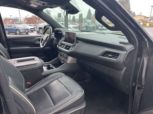 Used 2024 GMC Yukon SLT image 33