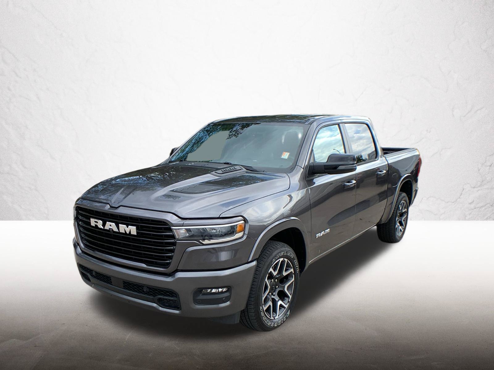 Used 2026 RAM 1500 Laramie w/ Sport Appearance Package AWD/4WD image 1