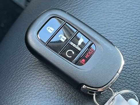 New 2026 Honda Pilot Touring image 34