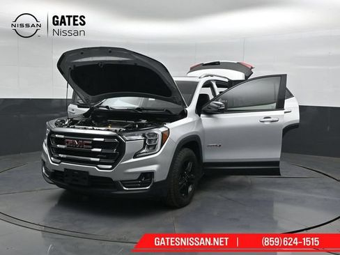 Used 2022 GMC Terrain AT4 w/ LPO, Floor Liner Package AWD/4WD image 55