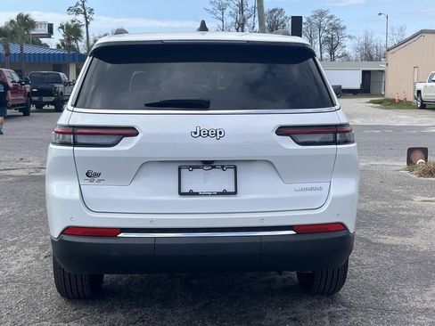 New 2026 Jeep Grand Cherokee L 2WD image 4