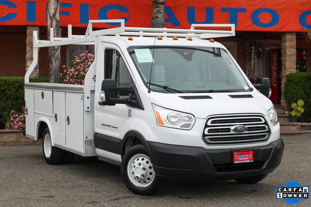 Used 2019 Ford Transit 350 138 DRW w/ Premium Package RWD image 2