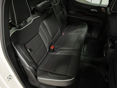 New 2026 GMC Sierra 1500 AT4X image 15