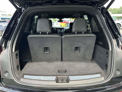 Used 2024 Cadillac XT6 Premium Luxury w/ Technology Package AWD/4WD image 28