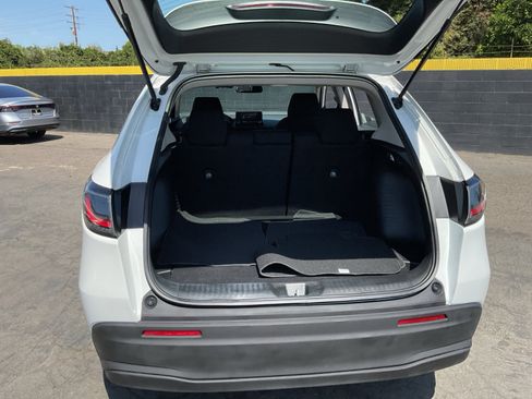 Used 2025 Honda HR-V LX image 24