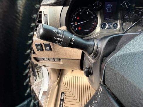 Used 2012 Lexus GX 460 Base AWD 4dr SUV image 21