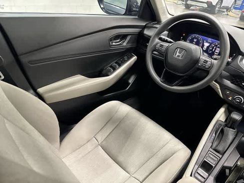 Used 2024 Honda Accord EX image 12