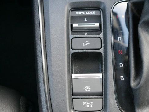 Used 2025 Honda CR-V Sport-L image 23