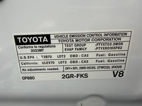 Certified 2023 Toyota Tacoma TRD Off-Road AWD/4WD image 36