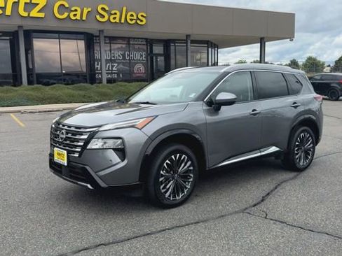 Used 2026 Nissan Rogue Platinum w/ Platinum Premium Package AWD/4WD image 4