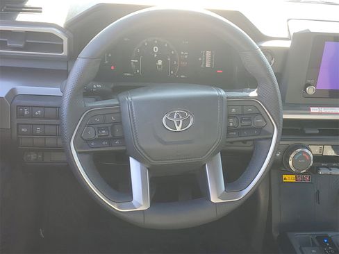 Certified 2025 Toyota Tacoma SR5 image 10
