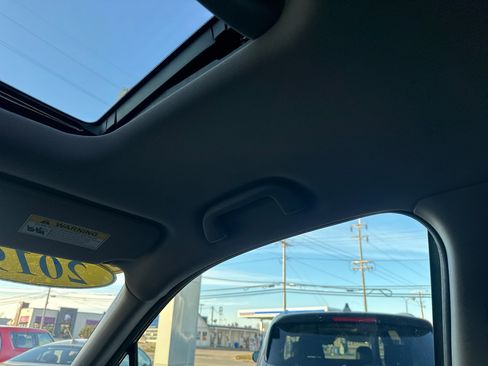 Used 2019 Honda Pilot Elite image 57