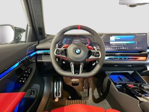 New 2027 BMW M5 w/ Executive Package AWD/4WD image 24