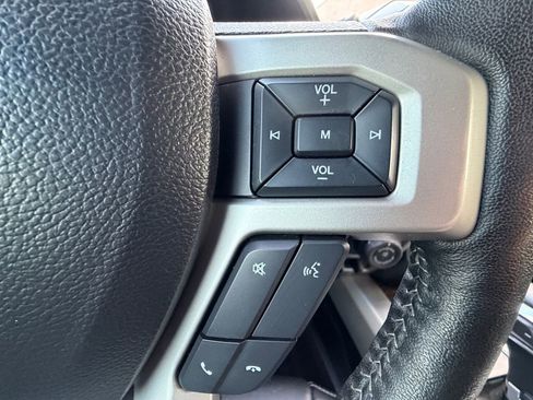 Used 2019 Ford F150 Lariat w/ Equipment Group 502A Luxury image 23