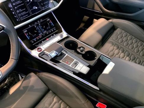 Certified 2025 Audi RS 6 performance w/ Executive Package image 25