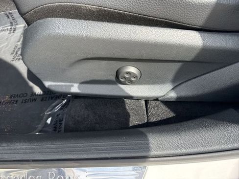 Used 2018 Mercedes-Benz GLC 300 image 12