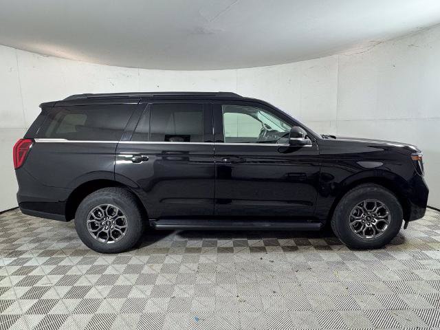 Certified 2026 Ford Expedition Active RWD image 2
