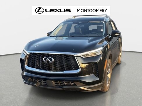 Used 2022 INFINITI QX60 Luxe w/ Performance Audio Package image 2