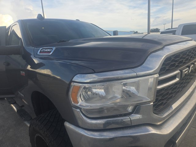 Used 2020 RAM 2500 Tradesman w/ Chrome Appearance Group AWD/4WD image 5