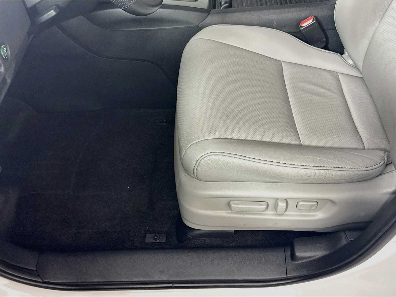 Used 2023 Honda Passport EX-L image 18