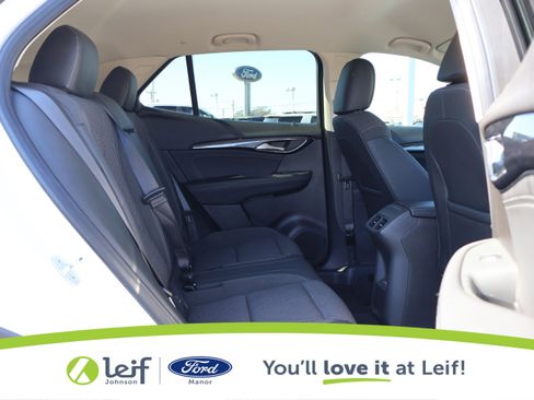 Used 2023 Buick Envision Preferred image 32