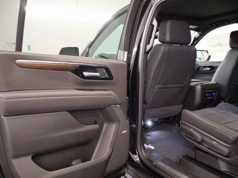 New 2026 Chevrolet Suburban High Country AWD/4WD image 26