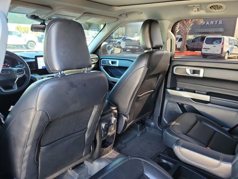Certified 2021 Ford Explorer XLT w/ Equipment Group 202A image 23