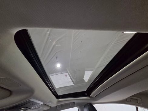 Used 2022 Lexus ES 350 w/ Premium Package image 11