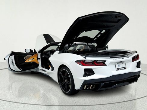 Used 2023 Chevrolet Corvette Stingray Preferred Cpe RWD image 11