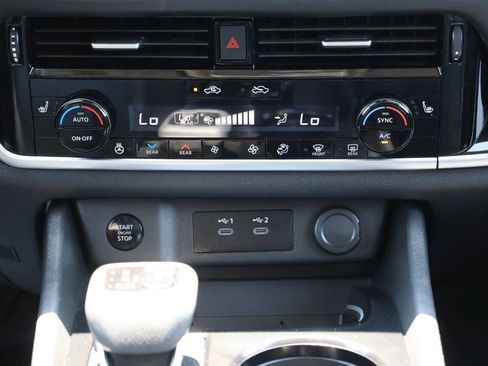 Used 2024 Nissan Rogue SL w/ SL Premium Package AWD/4WD image 21